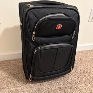 SwissGear Sion Softside Carry-On Suitcase Black 17" LIKE NEW